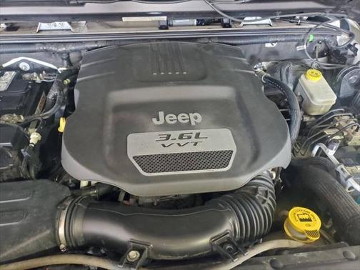 2013 Jeep Wrangler Unlimited Sport
