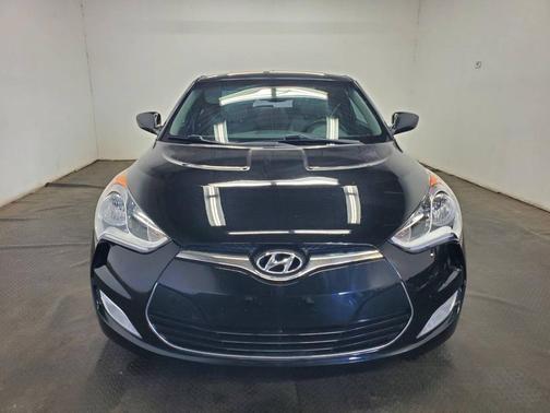2013 Hyundai Veloster Base