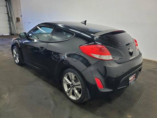 2013 Hyundai Veloster Base