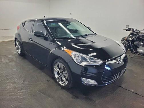 2013 Hyundai Veloster Base