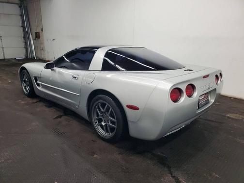 1998 Chevrolet Corvette Base