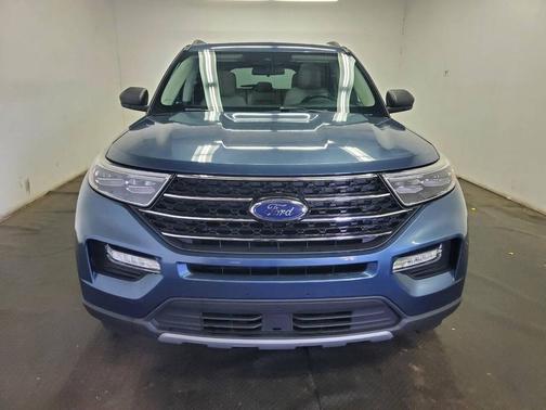 Blue Metallic 2020 Ford Explorer XLT