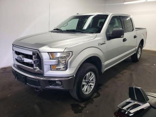 Ingot Silver Metallic/Magnetic Metallic 2016 Ford F-150 XLT
