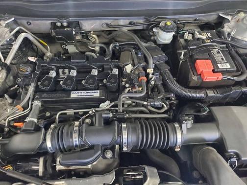 Modern Steel Metallic 2018 Honda Accord Sport