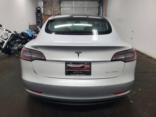 Silver 2018 Tesla Model 3 Long Range