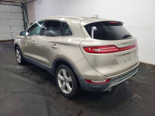 2015 Lincoln MKC Base