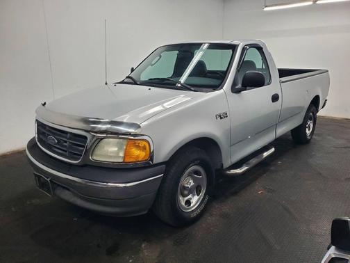 2004 Ford F-150 XLT