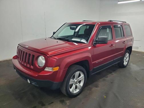 Deep Cherry Red Crystal Pearlcoat 2014 Jeep Patriot Latitude