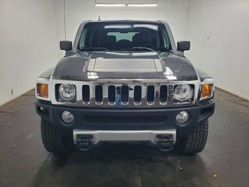 2009 Hummer H3 Base