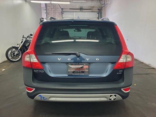 Barents Blue Metallic 2008 Volvo XC70 3.2