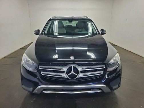 2016 Mercedes-Benz GLC 300 Base