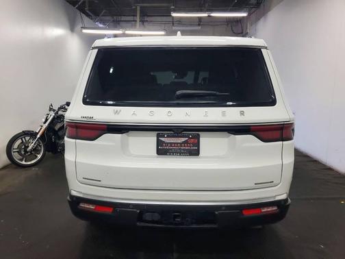 2022 Jeep Wagoneer Series II 4x4