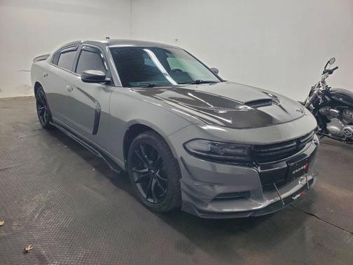2018 Dodge Charger SXT