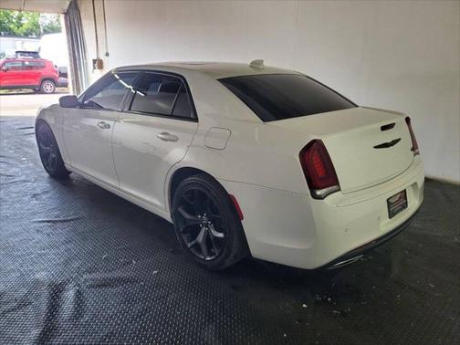 2022 Chrysler 300 S