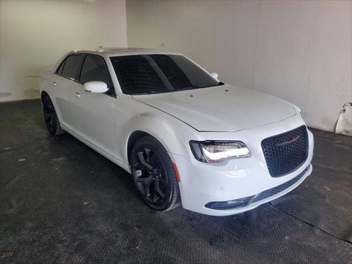 2022 Chrysler 300 S