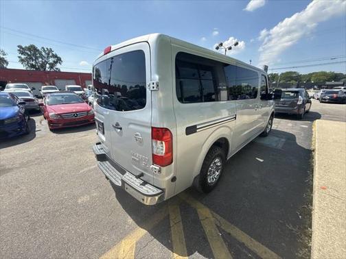 2016 Nissan NV Passenger NV3500 HD SL V8