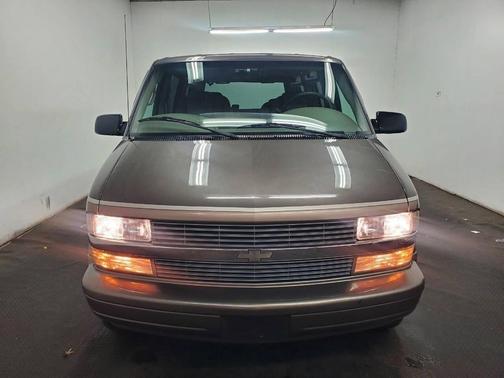 2003 Chevrolet Astro Base