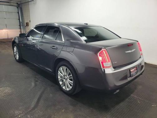 2014 Chrysler 300 S