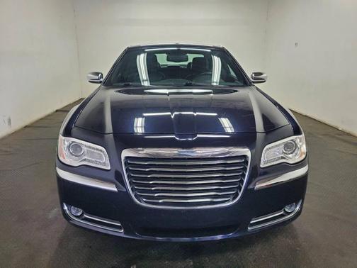 2012 Chrysler 300 Limited