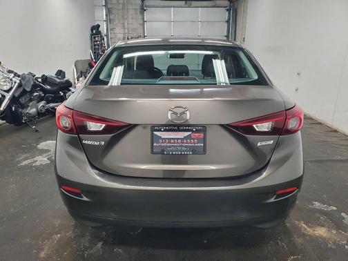 2018 Mazda Mazda3 Sport