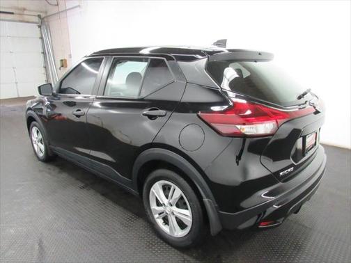 2021 Nissan Kicks S