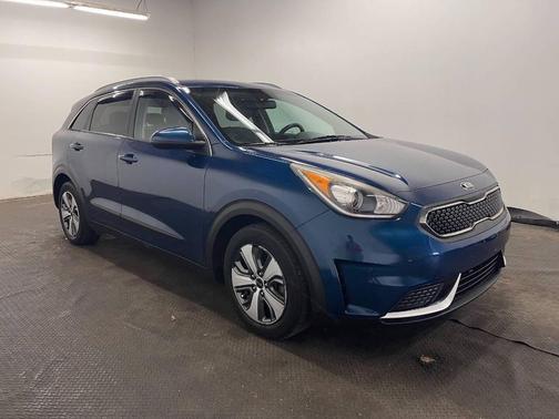 Deep Cerulean 2018 Kia Niro LX