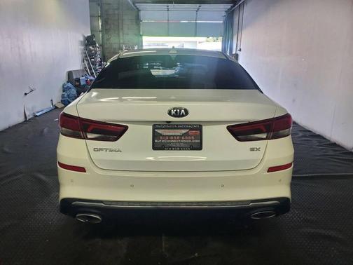 2020 Kia Optima EX
