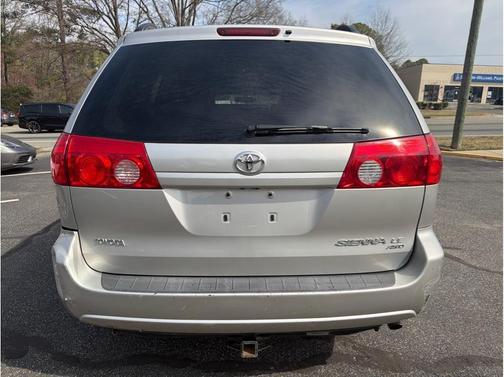 2010 Toyota Sienna LE