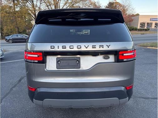 2017 Land Rover Discovery FIRST EDITION