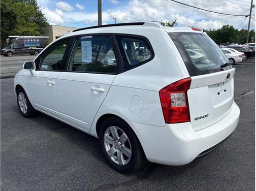 2007 Kia Rondo LX