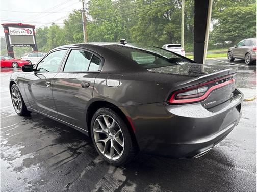 2022 Dodge Charger SXT Plus