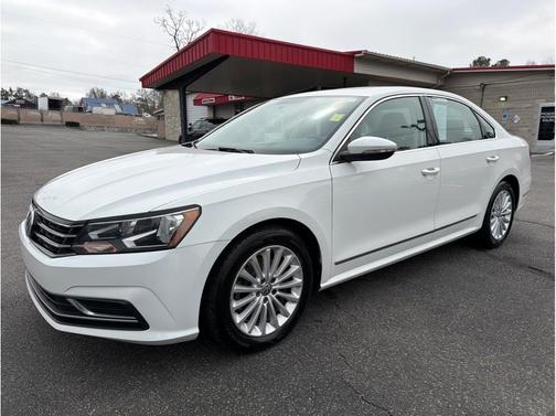 2016 Volkswagen Passat 1.8T SE
