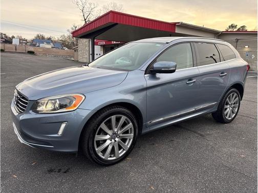 2017 Volvo XC60 T5 Inscription