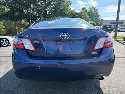 Blue 2009 Toyota Camry Hybrid SE