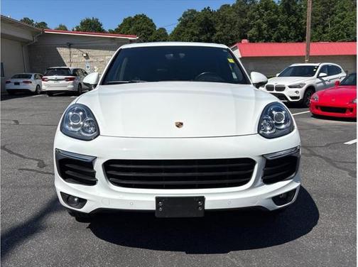 2016 Porsche Cayenne Base