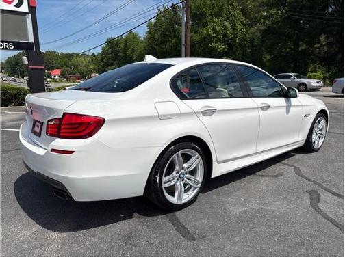 2011 BMW 550 550i Sedan 4D