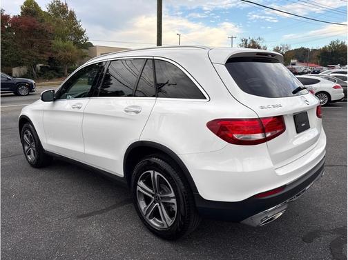 2018 Mercedes-Benz GLC 300 Base