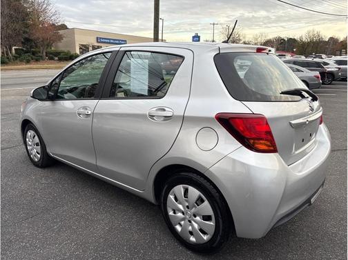 2017 Toyota Yaris LE