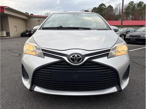 2017 Toyota Yaris LE