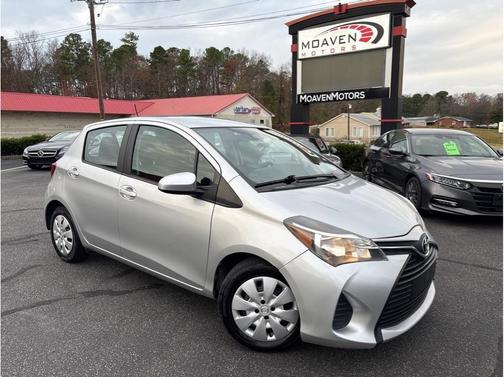 2017 Toyota Yaris LE