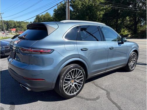 2019 Porsche Cayenne Sport Utility 4D