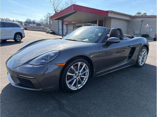 2018 Porsche 718 Boxster Roadster 2D