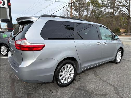 2015 Toyota Sienna XLE Premium