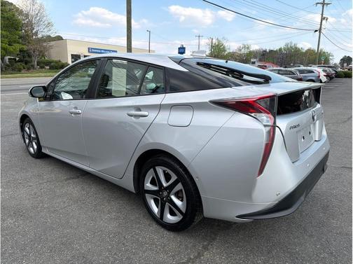 2017 Toyota Prius Four Touring