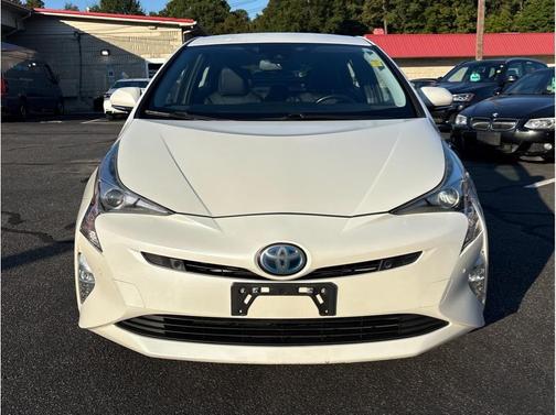 2017 Toyota Prius Four Touring