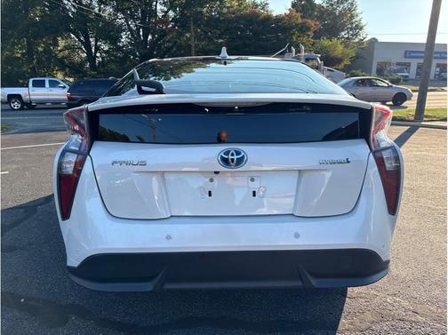 2017 Toyota Prius Four Touring