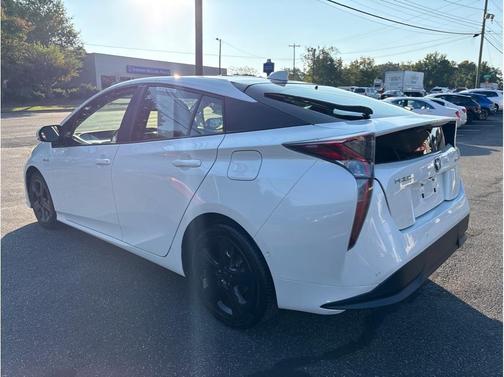 2017 Toyota Prius Four Touring