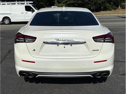 2021 Maserati Ghibli S GranLusso