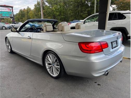 2011 BMW 335 335i Convertible 2D
