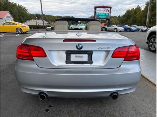 2011 BMW 335 335i Convertible 2D